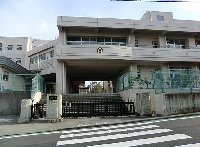Primary school. Sachigaoka 250m up to elementary school