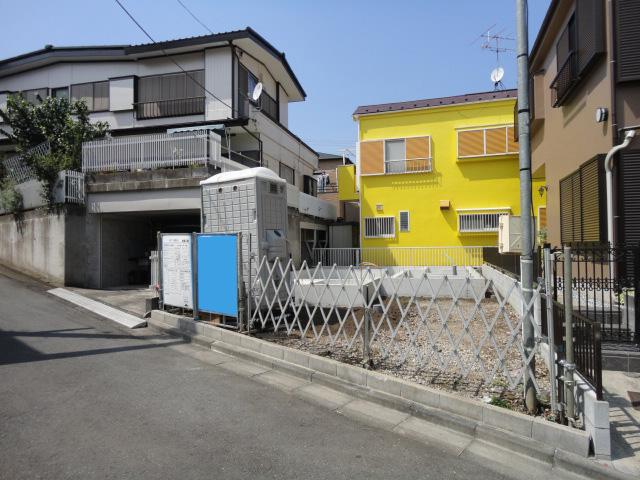 Local appearance photo