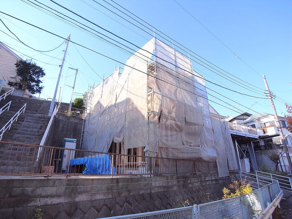 Local appearance photo. Floor plan of the bright 4LDK! Housing that livability and design in harmony! 10-year warranty for peace of mind! Local (11 May 2013) Shooting