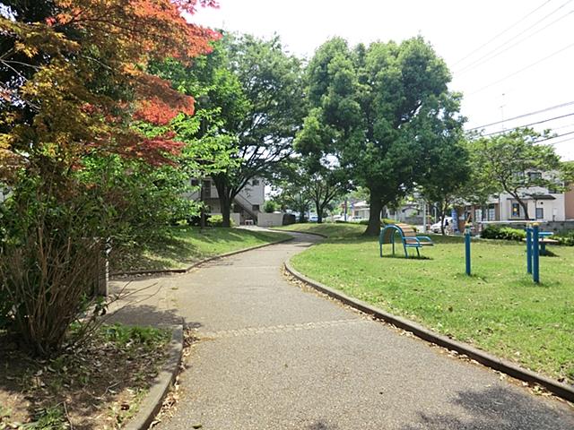 park. It is the distance of the best is to play along with the 300m small children to Nishikawato the town park! ! 
