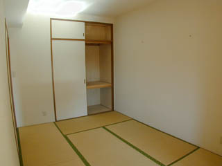 Living and room. Japanese-style room 4.5 Pledge