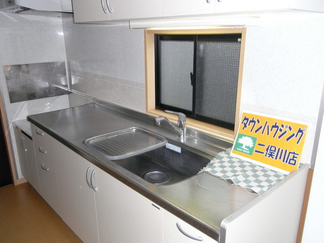 Kitchen. Spacious kitchen space! 