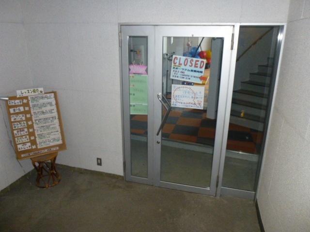 Entrance. Gym ・ Sauna