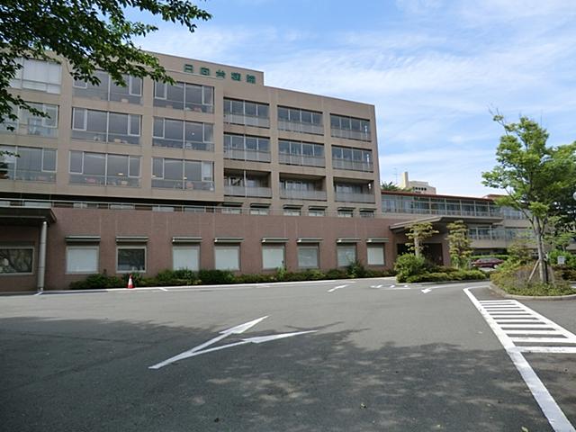 Hospital. Foundation Sekizenkai Hyugadai 1727m to the hospital