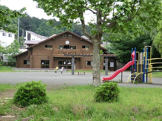 park. 1779m to Shirane Oike park