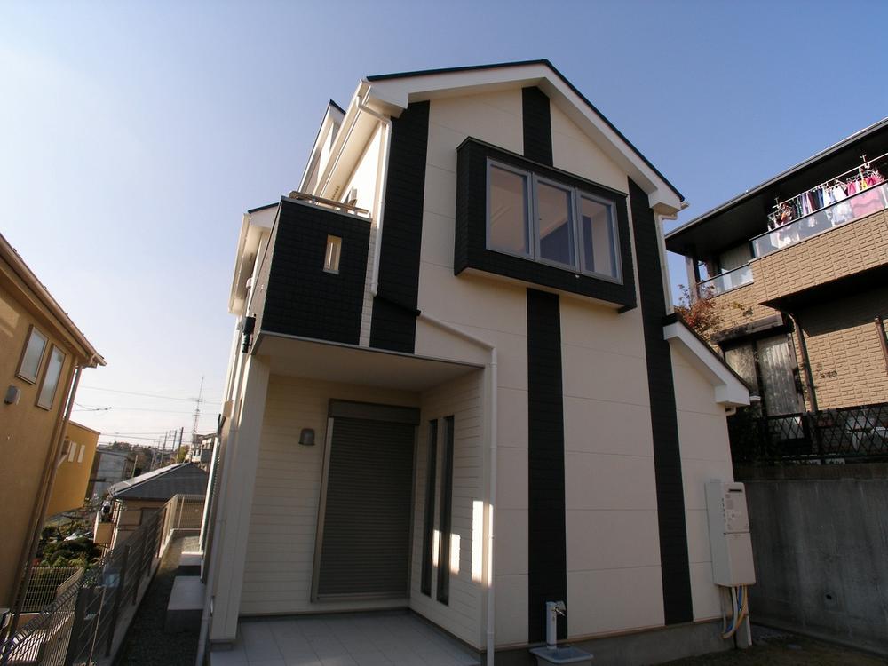 Local appearance photo. Garden & hill of 5LDK newly built single-family!