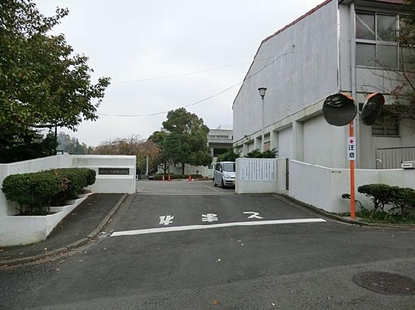 Primary school. 220m to Yokohama Municipal Imajukuminami Elementary School