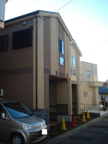 Local appearance photo. Local (12 May 2013) Shooting