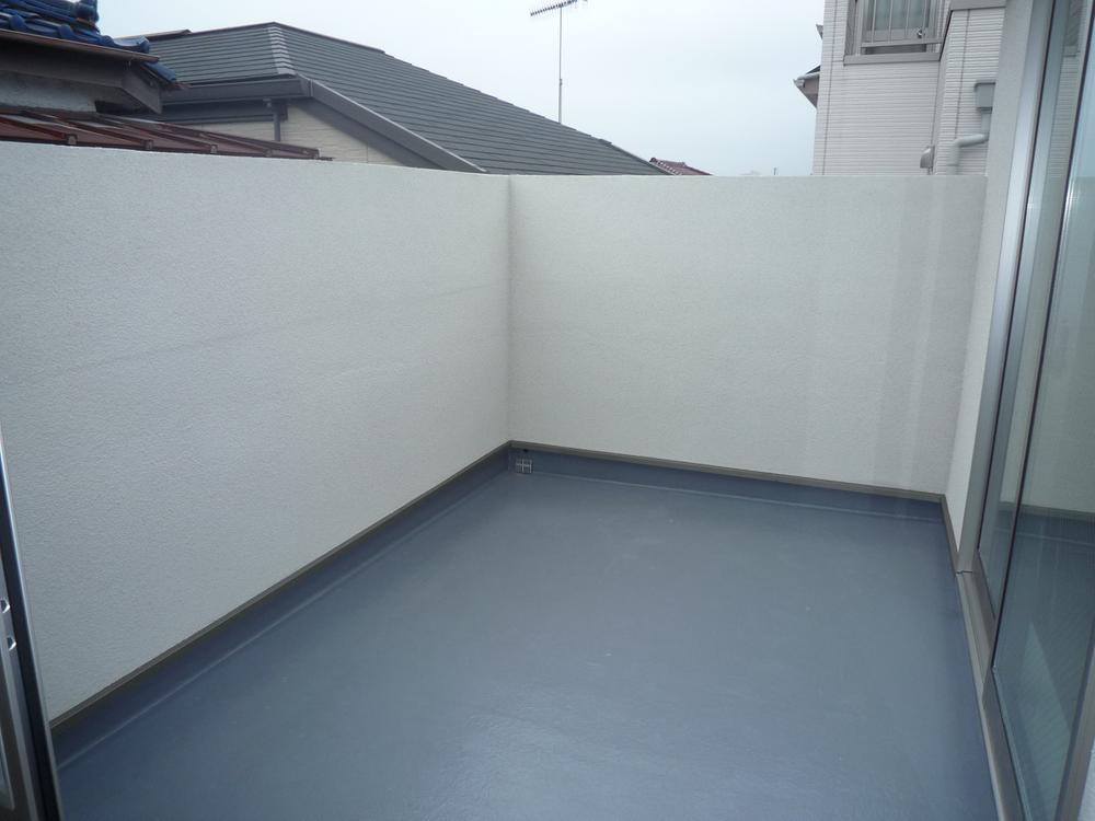 Balcony. Local (September 2013) Shooting