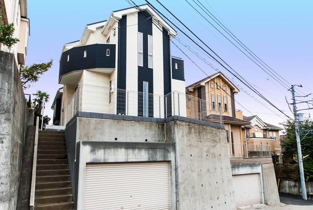 Local appearance photo. Open feeling good, Is attractive view from the building