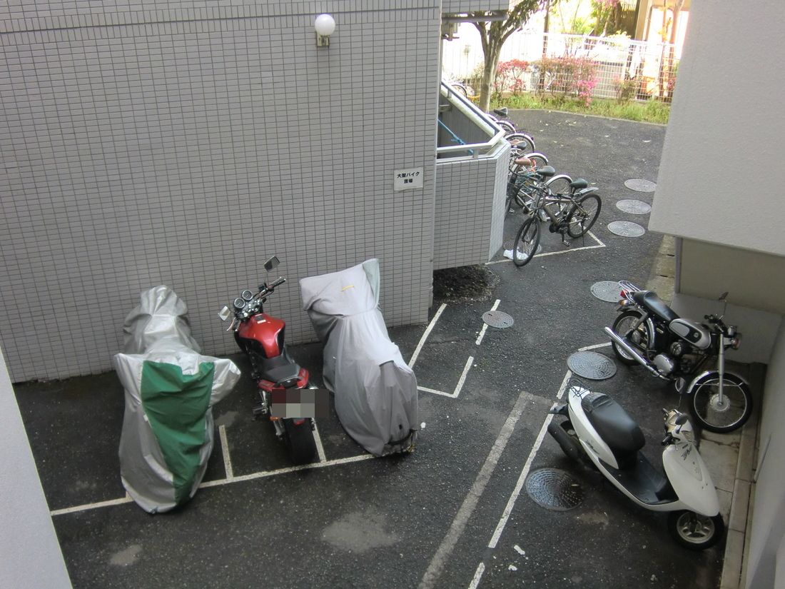 Other common areas. Bicycle-parking space