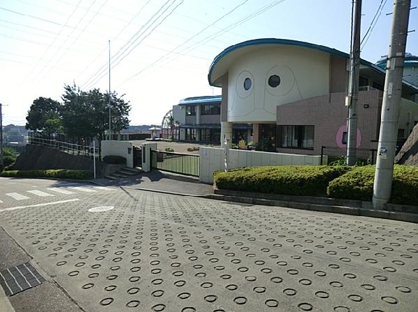 kindergarten ・ Nursery. 800m to Yokohama Hayato kindergarten