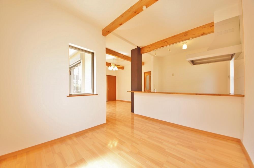 Living. Indoor (September 2013) Shooting, It is easy to use LDK.