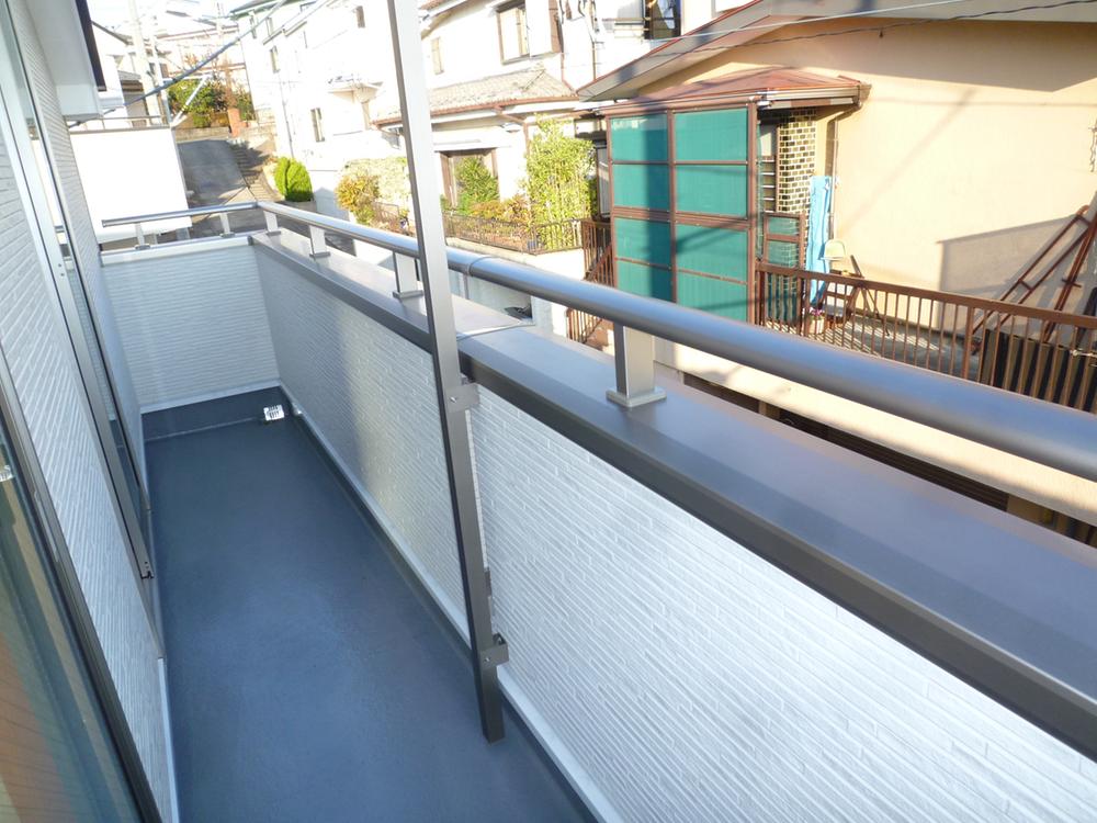 Balcony. Local (December 6, 2013) Shooting