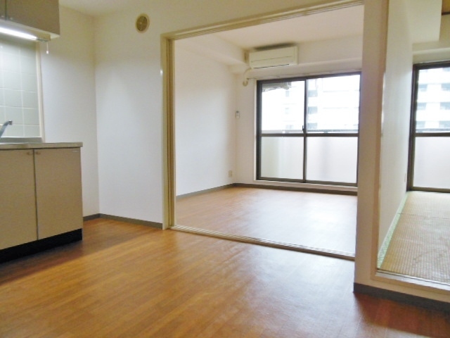 Living and room