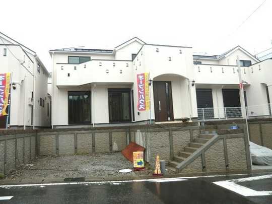 Local appearance photo