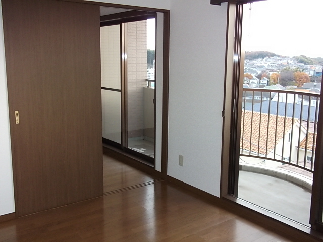 Other room space. Yang per good!