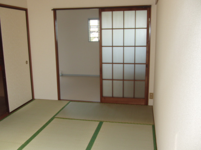 Other room space. Japanese-style room 6 quires