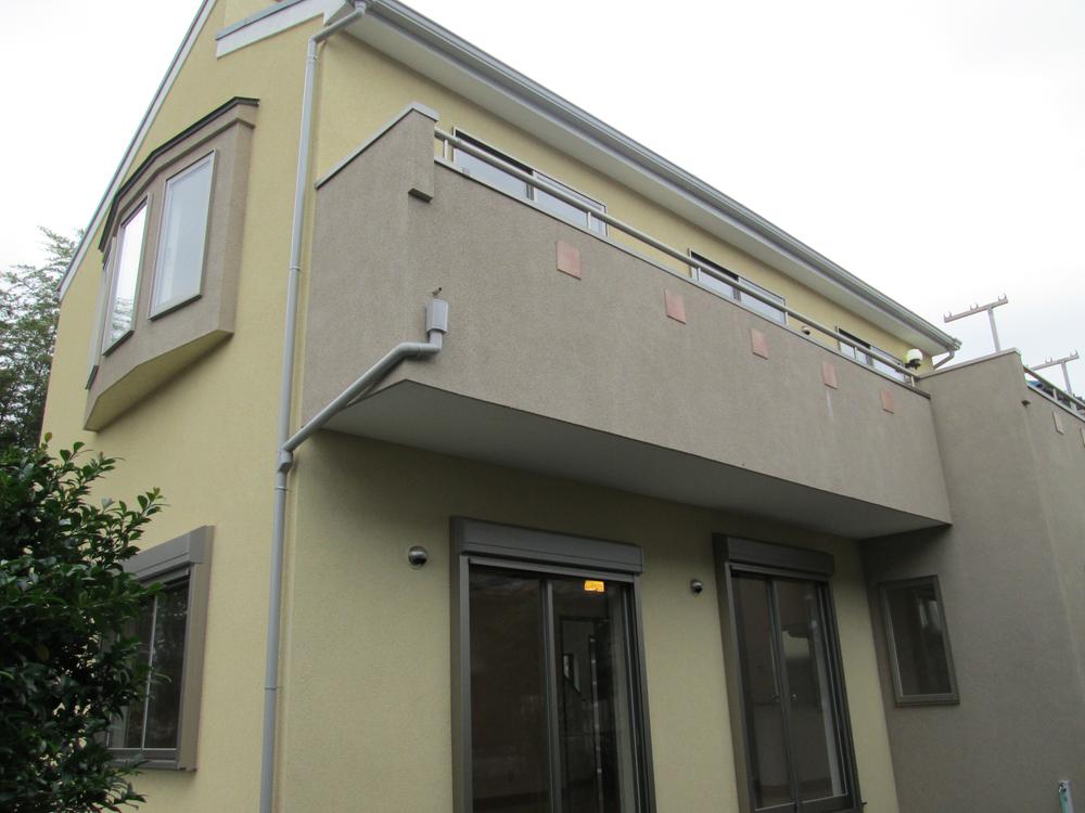 Local appearance photo. Local (10 May 2013) Shooting