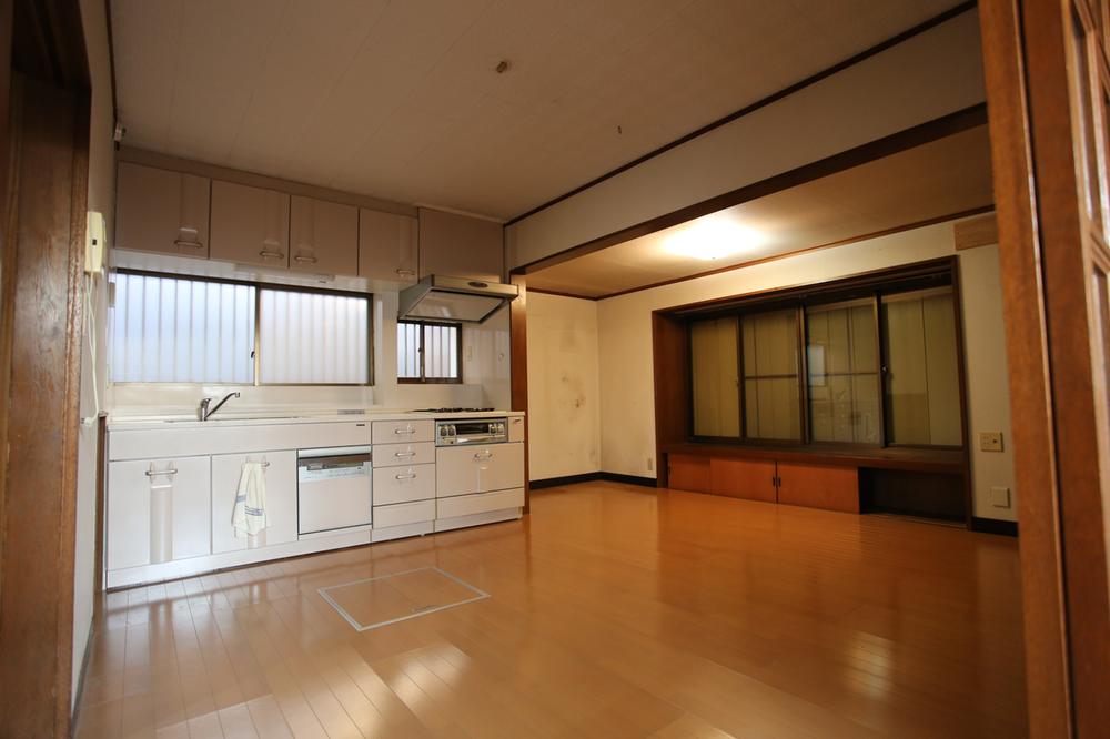 Kitchen. Yang per good, A feeling of opening dining!