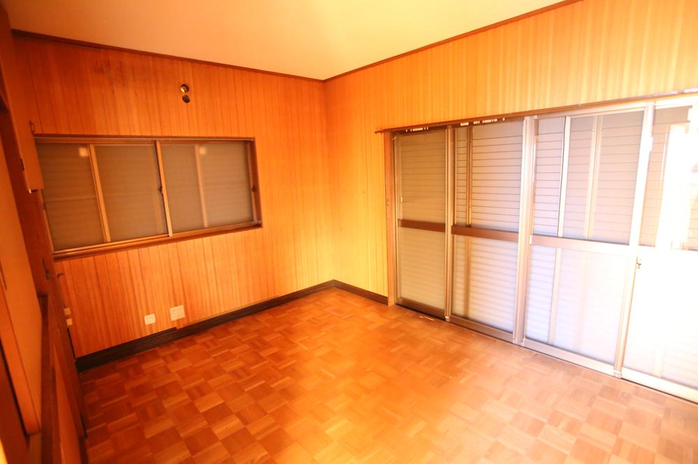 Non-living room