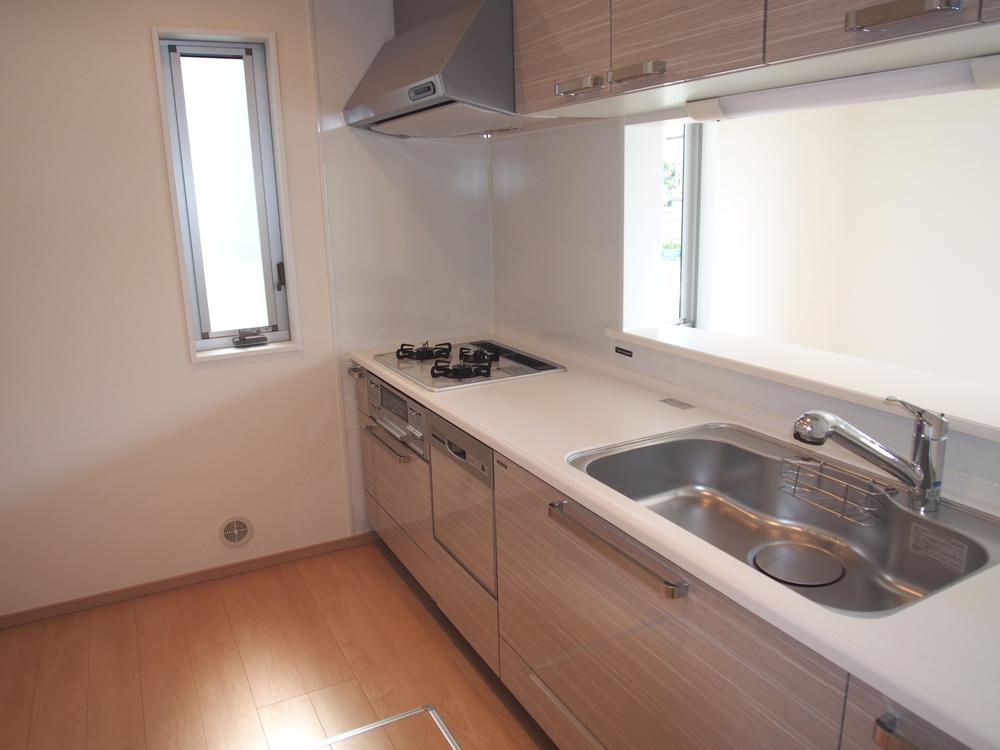 Same specifications photo (kitchen). Example of construction (kitchen)
