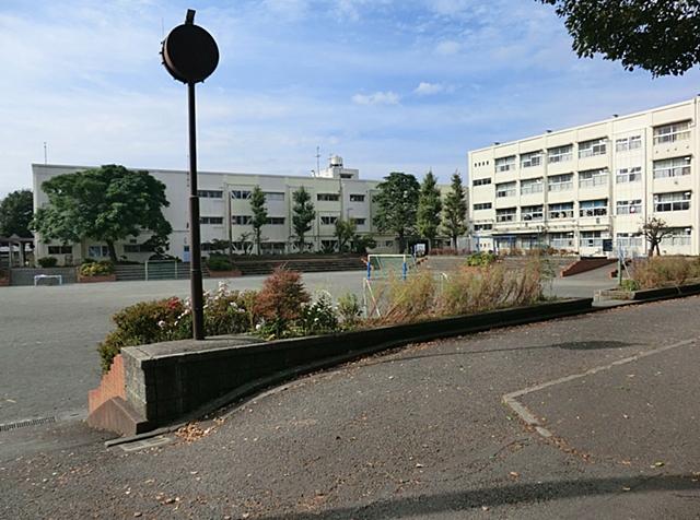 Primary school. 418m to Yokohama Municipal Tsuoka Elementary School