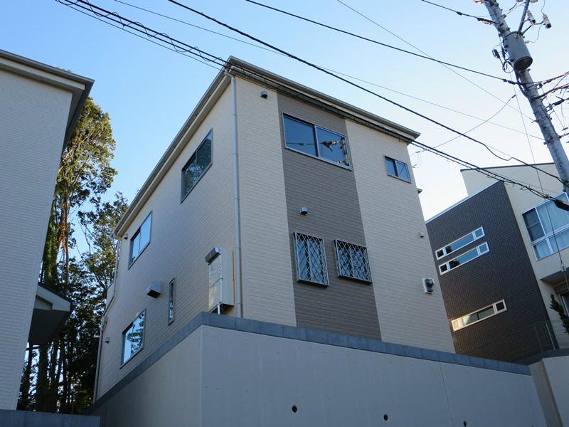 Local appearance photo