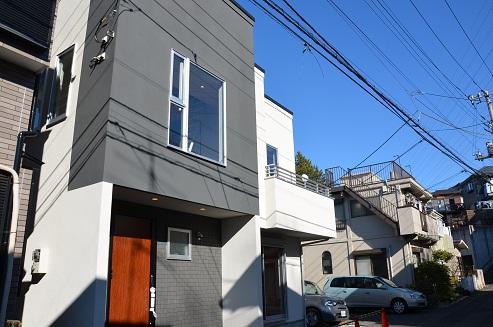 Local appearance photo. Yang per good! Shooting from the south road!