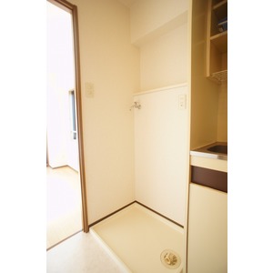 Other Equipment. Is Indoor Laundry Area ☆