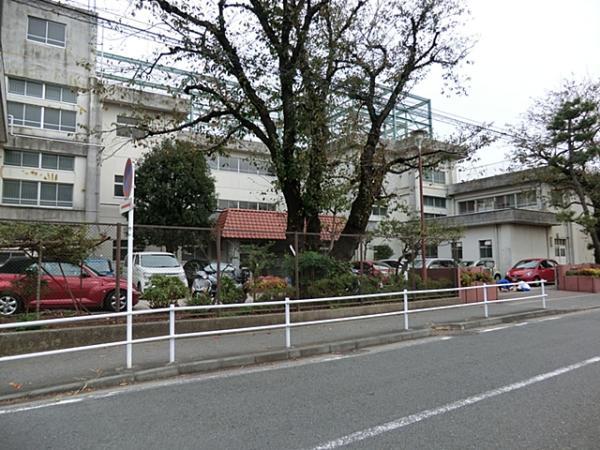 Junior high school. Makigahara 1700m until junior high school