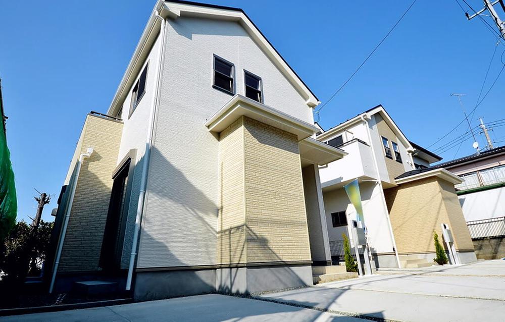 Local appearance photo