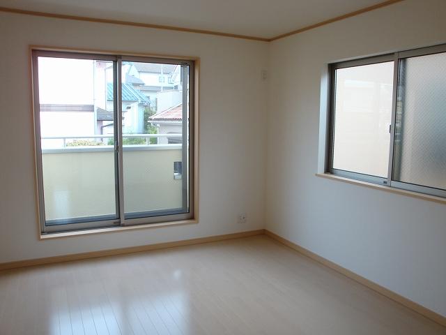 Non-living room. Indoor (2013 May 31) shooting