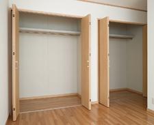 Same specifications photos (Other introspection). closet