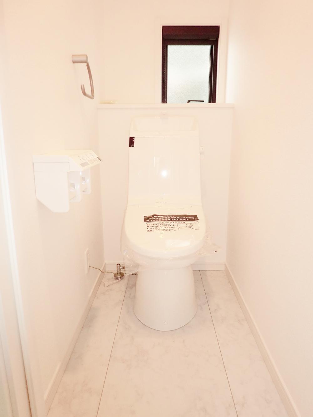 Other Equipment. About 69 percent of the water-saving is achieved compared to the toilet of the conventional INAX! Year how about 13,800 yen in deals! Since the dirt also easy to fall in hyper Kira Mick, Care also Rakuchin