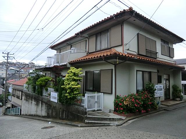 Hospital. 950m until Ishida clinic