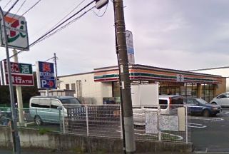 Convenience store. 938m to Seven-Eleven (convenience store)