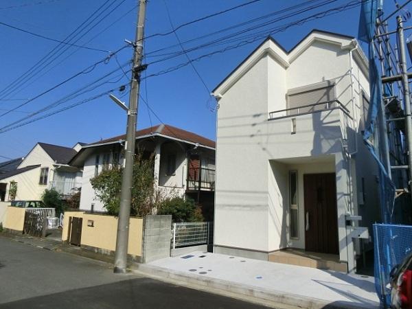 Local appearance photo. Local (11 May 2013) Shooting