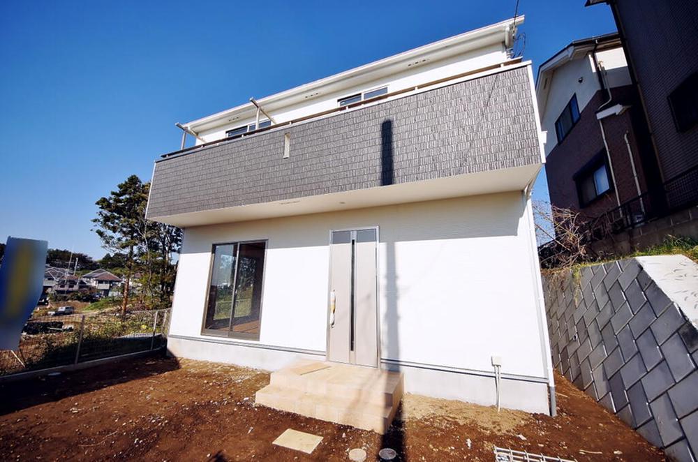 Local appearance photo