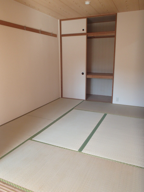 Other room space. Japanese style room