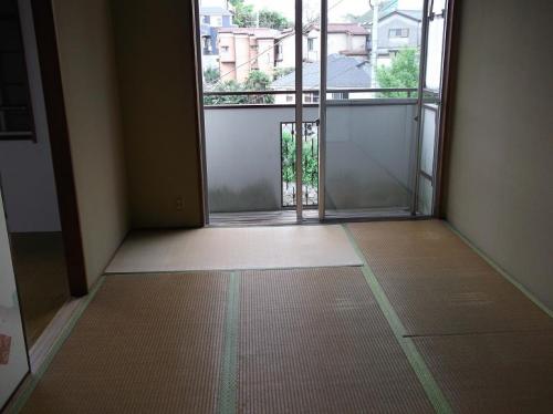 Living and room