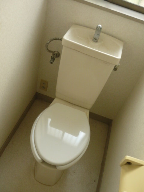 Toilet. There is a toilet on each floor