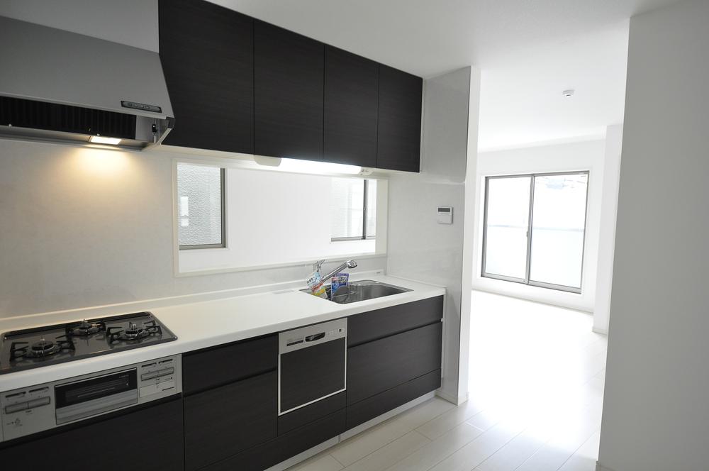 Same specifications photo (kitchen). Example of construction