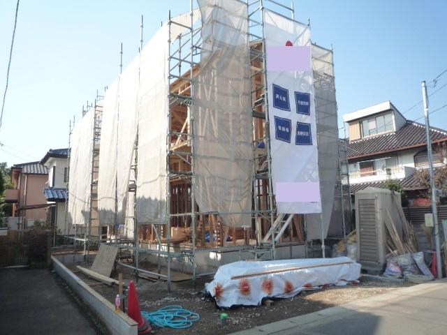 Local appearance photo. Local (11 May 2013) Shooting