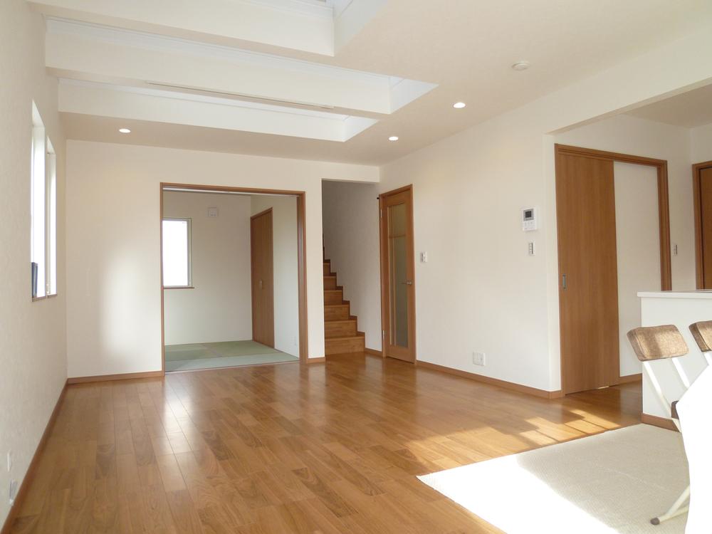 Living. 2013 December 17, shooting A Building