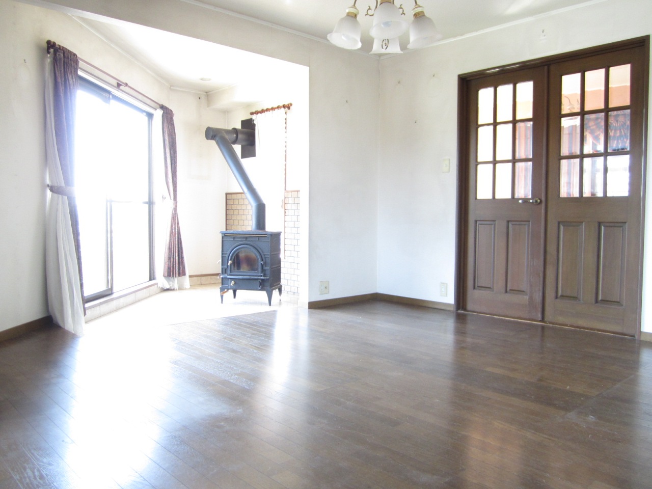 Living and room