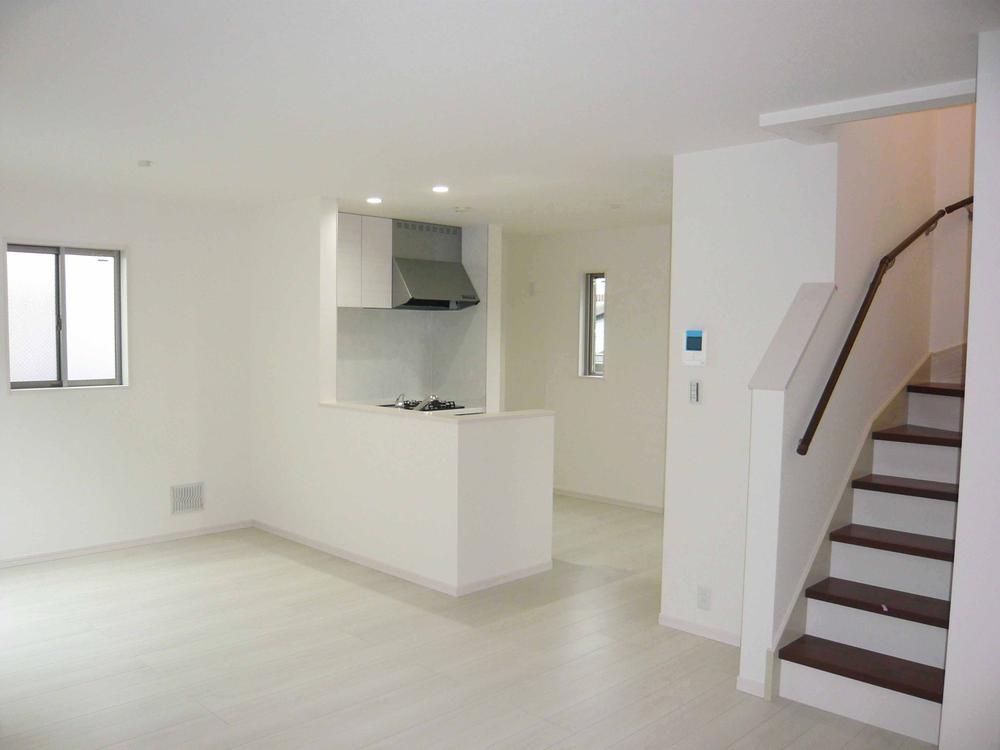 Living. Indoor (12 May 2013) Shooting