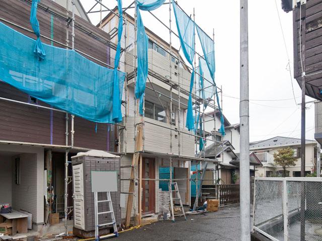 Local appearance photo. Local (10 May 2013) Shooting