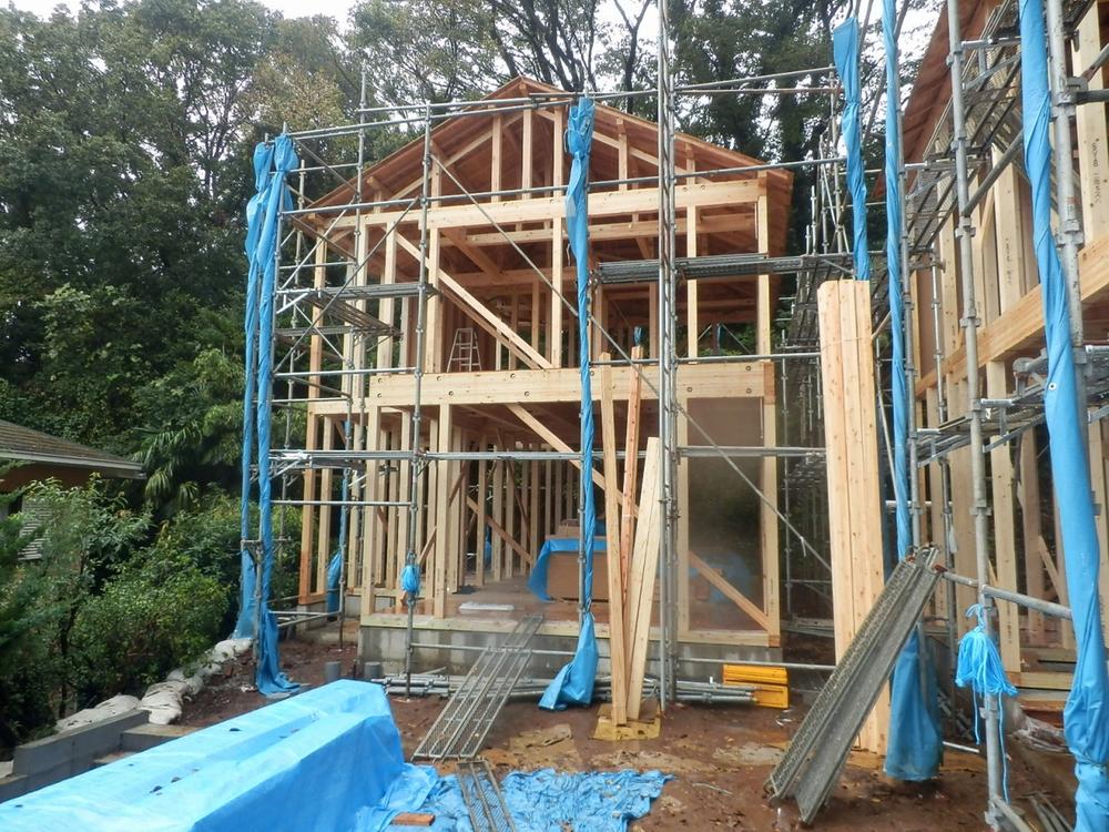 Local photos, including front road. Local (October 28, 2013) Shooting 