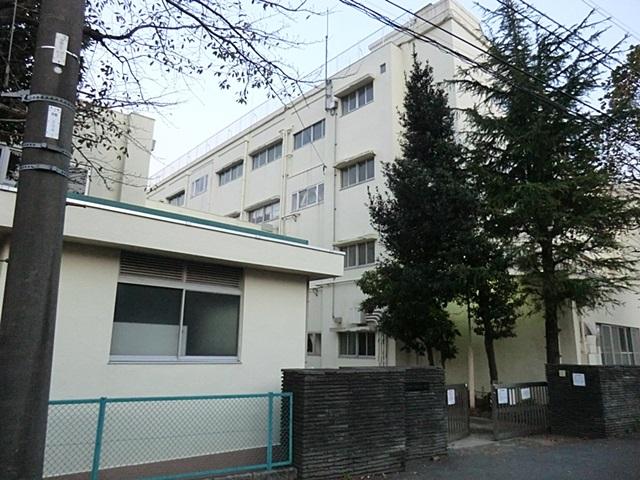 Primary school. Tokiwadai until elementary school 400m